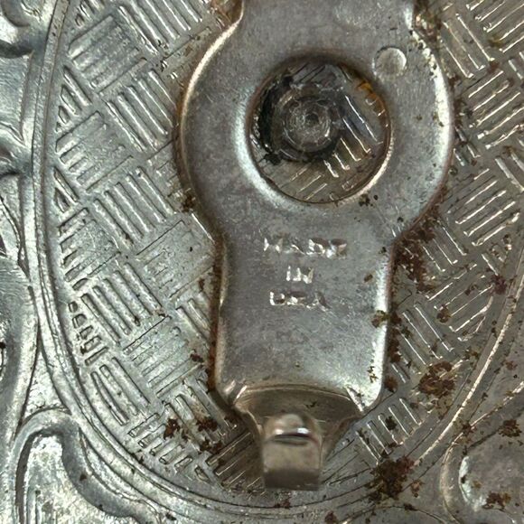 Late 70’s Covered Wagon Silver Belt Buckle Western Cowboy Theme - Picture 6 of 9